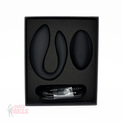 Only Feels Clit Lock Couples Vibrator